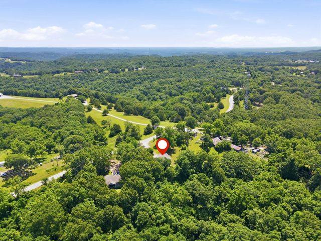 1142 US Highway 160, Reeds Spring, MO 65737