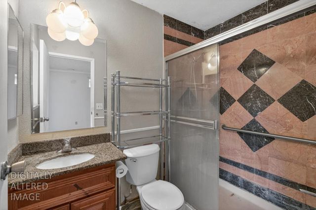 7421 Palmer House Dr, Sacramento, CA 95828