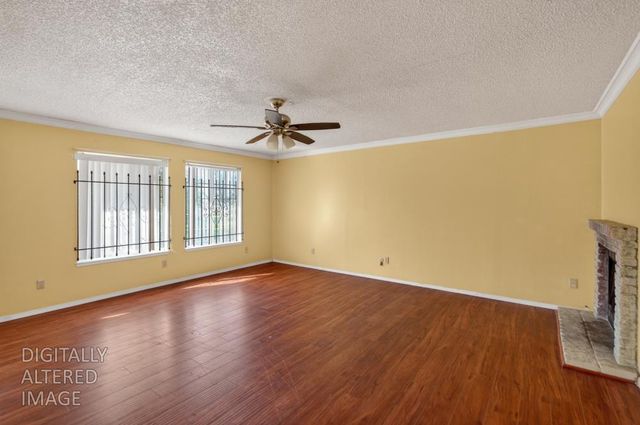 7421 Palmer House Dr, Sacramento, CA 95828