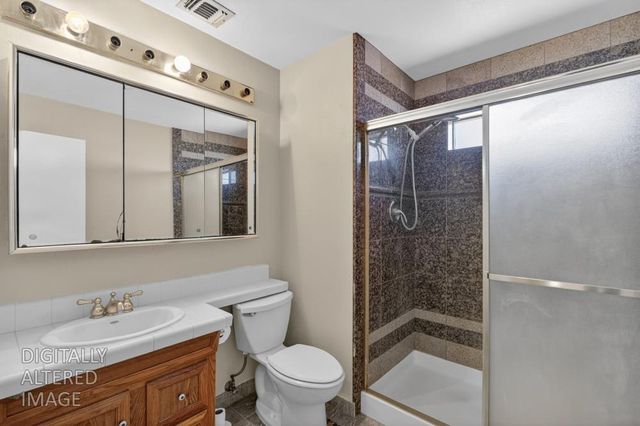 7421 Palmer House Dr, Sacramento, CA 95828