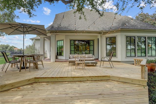 1803 Watercastle Court, Houston, TX 77077