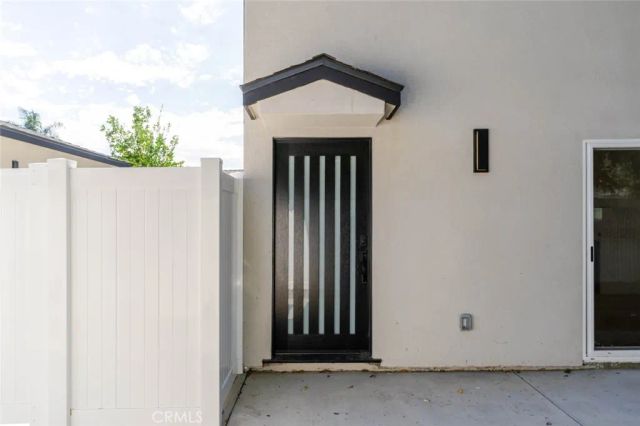 6837 Yolanda Avenue, Reseda, CA 91335
