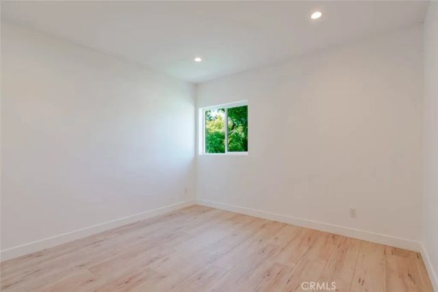 6837 Yolanda Avenue, Reseda, CA 91335