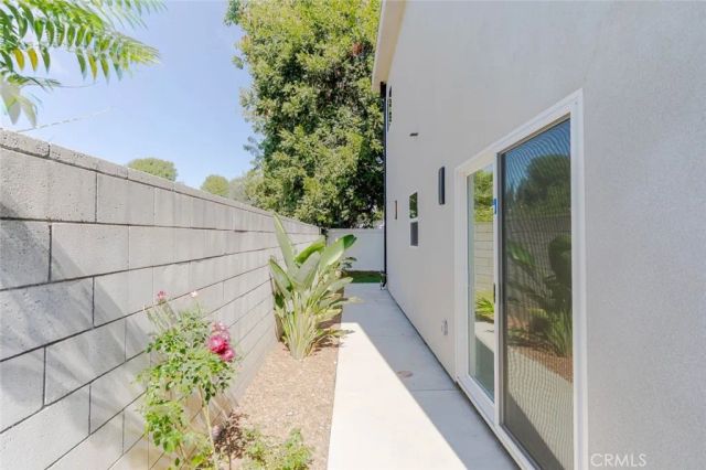 6837 Yolanda Avenue, Reseda, CA 91335