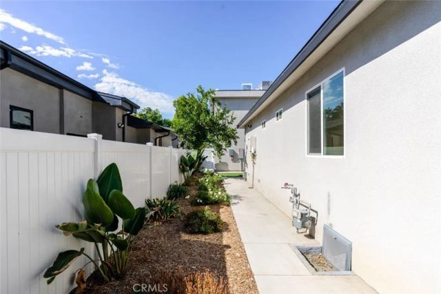 6837 Yolanda Avenue, Reseda, CA 91335