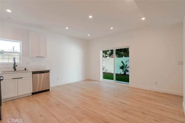 6837 Yolanda Avenue, Reseda, CA 91335