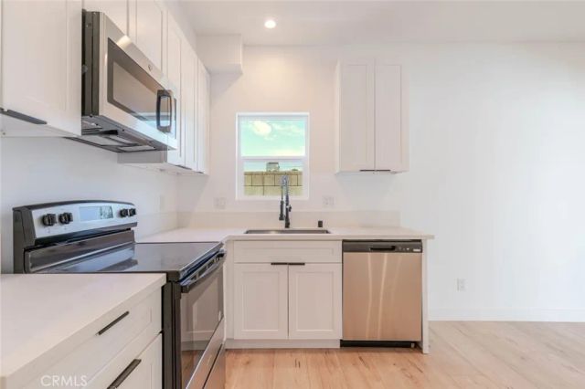 6837 Yolanda Avenue, Reseda, CA 91335