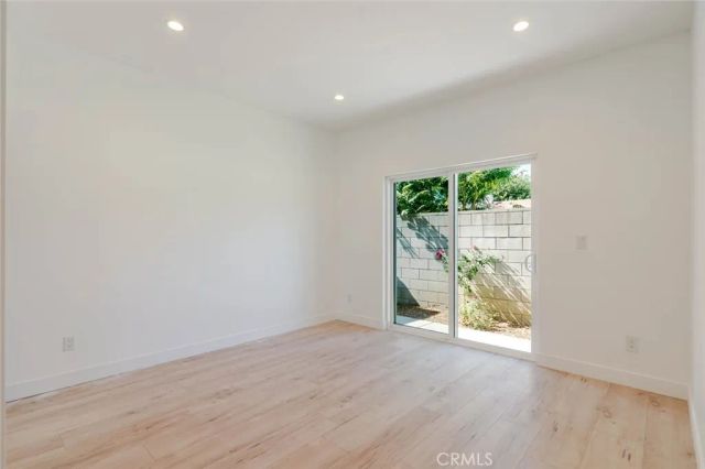 6837 Yolanda Avenue, Reseda, CA 91335