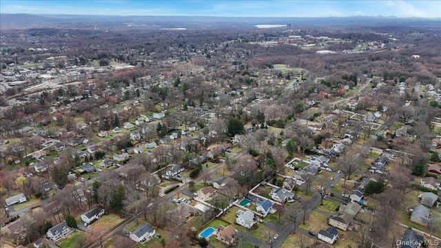 26 Edsall Avenue, Nanuet, NY 10954