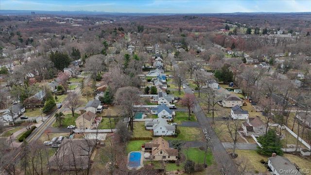 26 Edsall Avenue, Nanuet, NY 10954