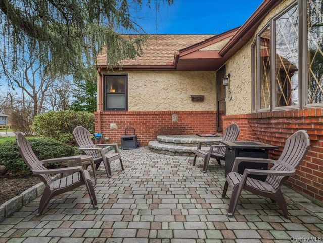 26 Edsall Avenue, Nanuet, NY 10954