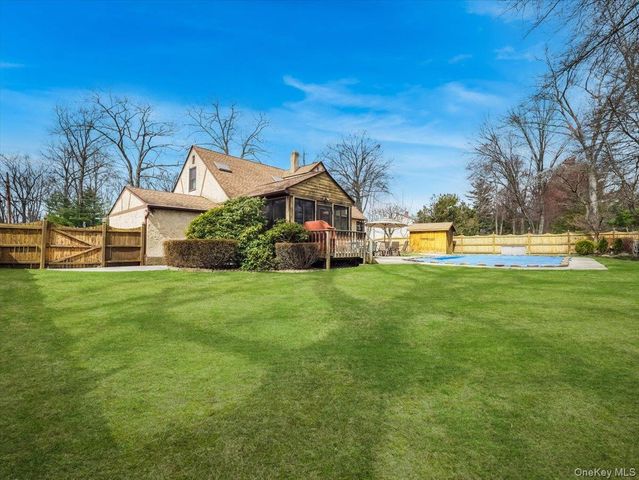 26 Edsall Avenue, Nanuet, NY 10954