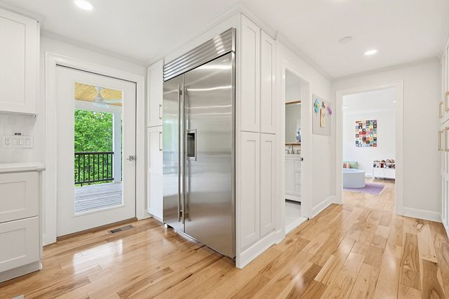 8 Blue Jay Ln, Ashland, MA 01721