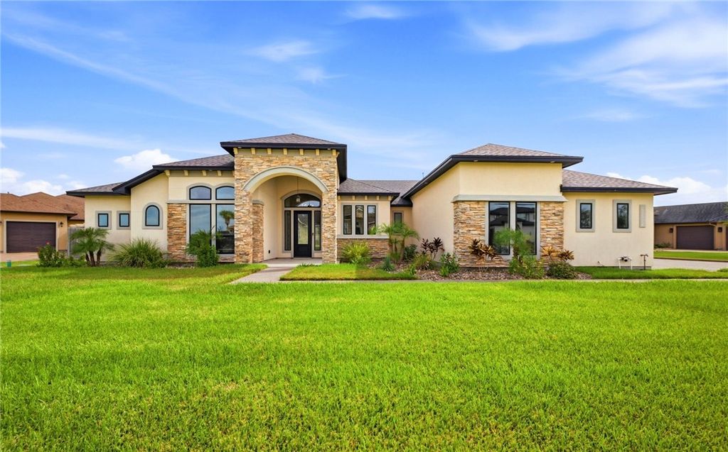 6202 Lago Vista Dr, Corpus Christi, TX 78414 — exterior