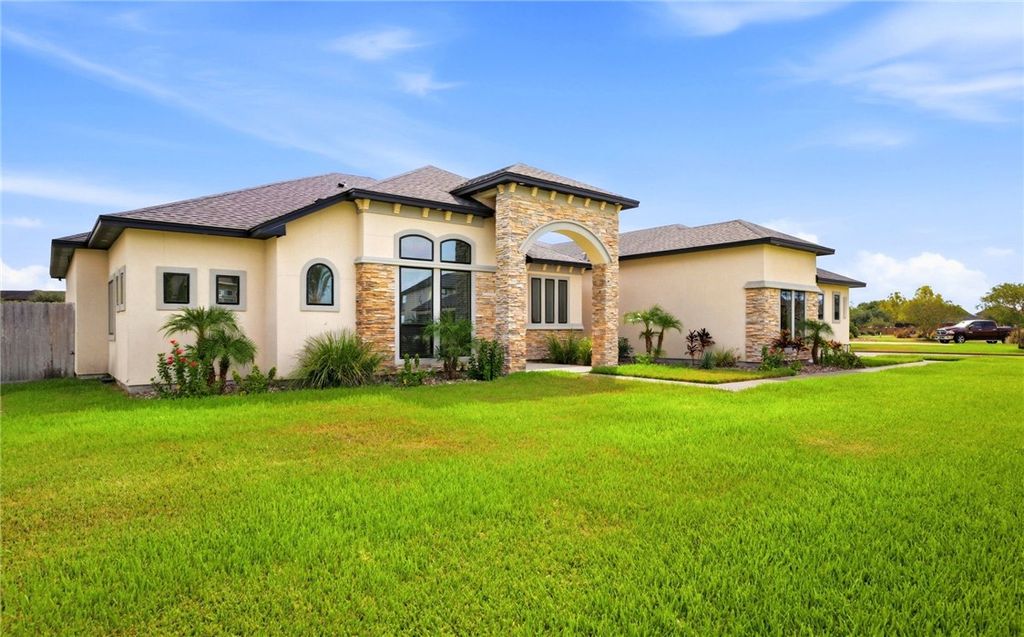 6202 Lago Vista Dr, Corpus Christi, TX 78414 — photo 2
