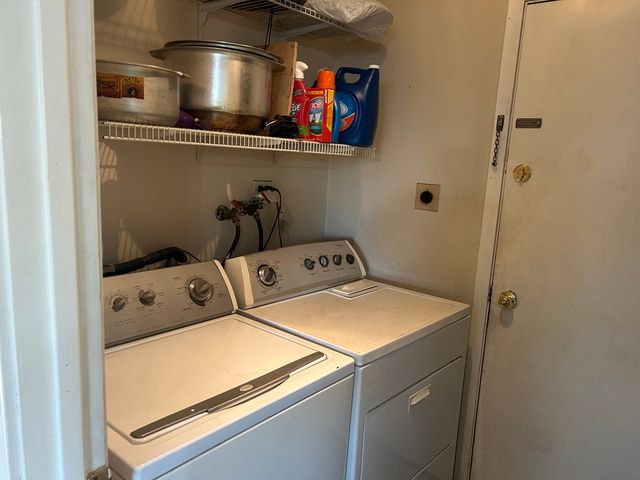 392 Ingleside Drive, Bolingbrook, IL 60490