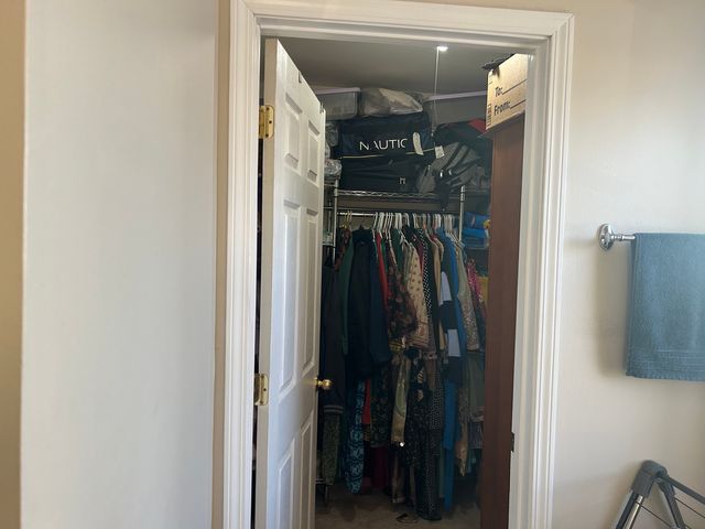 392 Ingleside Drive, Bolingbrook, IL 60490