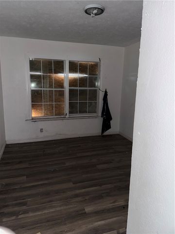 2002 Buford St, Corpus Christi, TX 78405