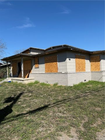 2002 Buford St, Corpus Christi, TX 78405