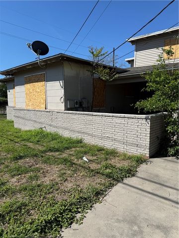 2002 Buford St, Corpus Christi, TX 78405