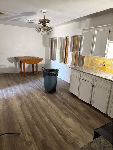 2002 Buford St, Corpus Christi, TX 78405