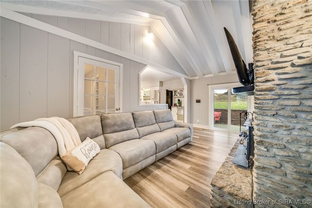 2350 Ridge Crest Drive NE, Lanesville, IN 47136