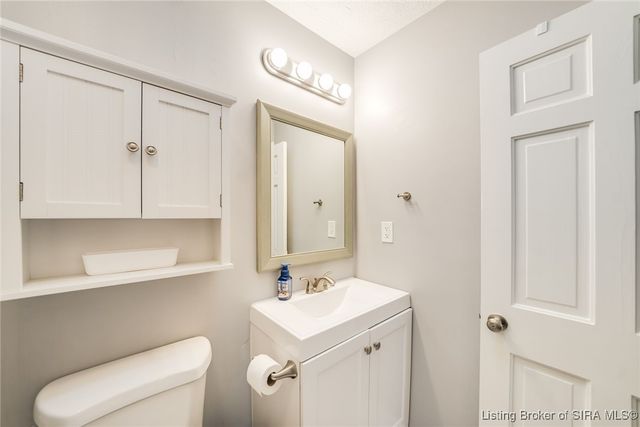 2350 Ridge Crest Drive NE, Lanesville, IN 47136