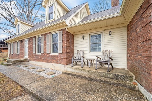 2350 Ridge Crest Drive NE, Lanesville, IN 47136