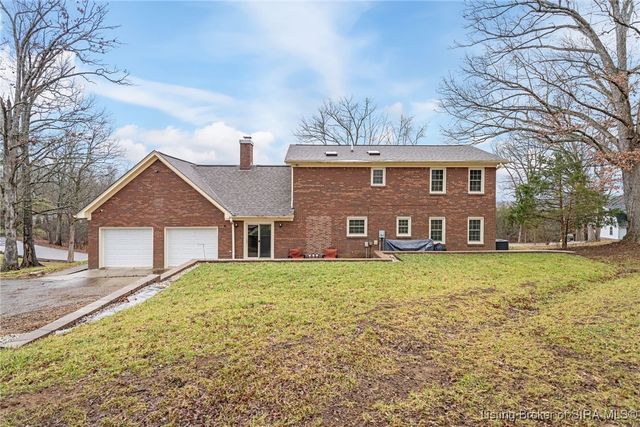 2350 Ridge Crest Drive NE, Lanesville, IN 47136