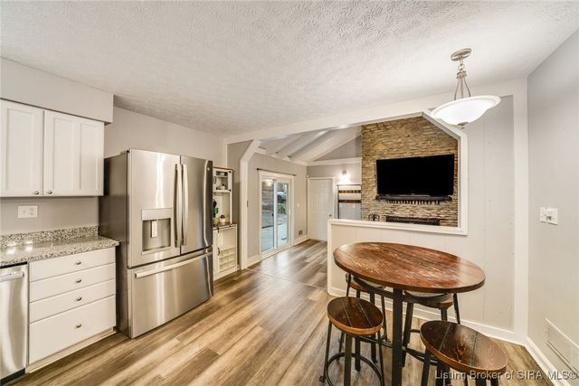 2350 Ridge Crest Drive NE, Lanesville, IN 47136