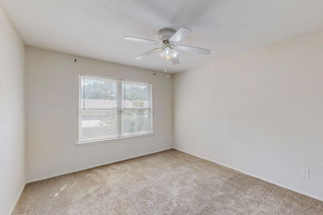13818 Methuen Green Lane, Dallas, TX 75240