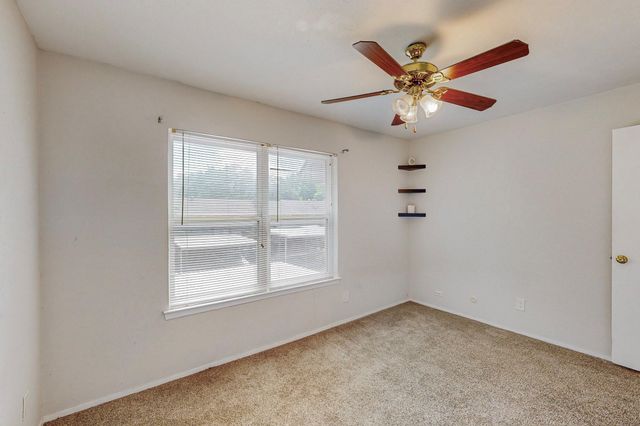 13818 Methuen Green Lane, Dallas, TX 75240