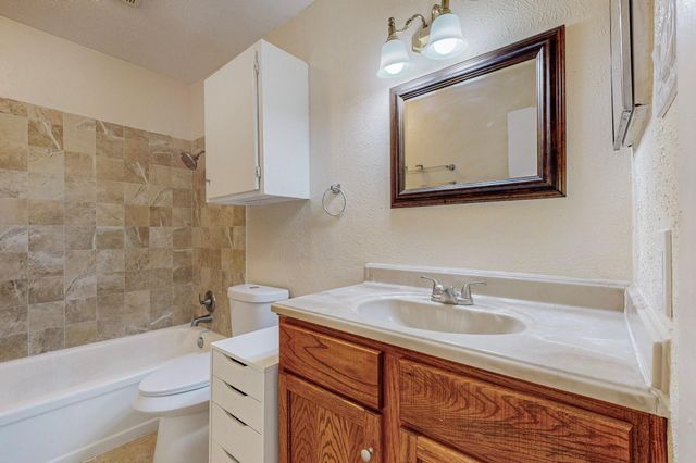 13818 Methuen Green Lane, Dallas, TX 75240