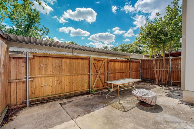 13818 Methuen Green Lane, Dallas, TX 75240