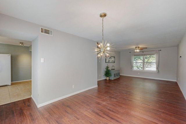 13818 Methuen Green Lane, Dallas, TX 75240