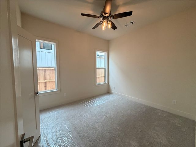 4107 W Murfield Drive, Rogers, AR 72758