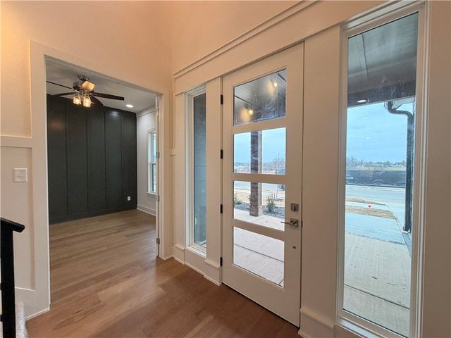 4107 W Murfield Drive, Rogers, AR 72758