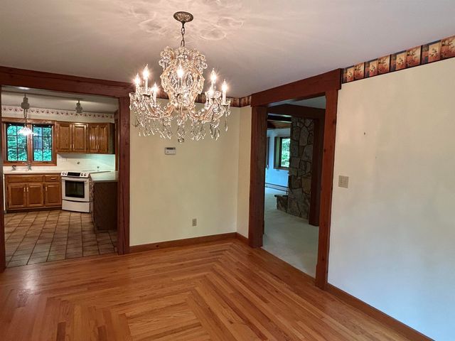 12 Juniper Ridge Road, Exeter, NH 03833