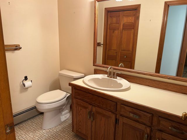 12 Juniper Ridge Road, Exeter, NH 03833