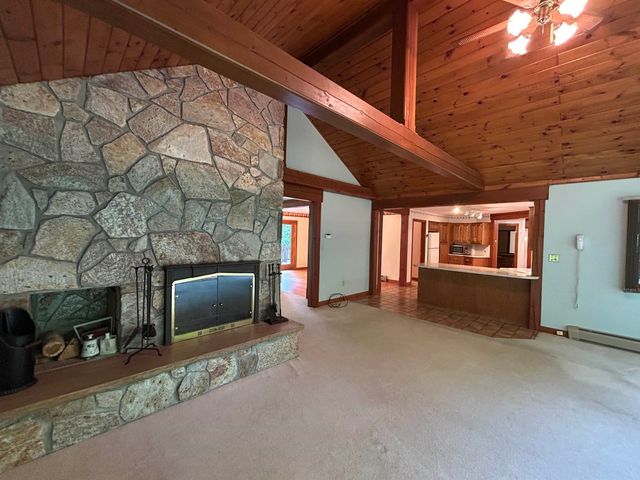12 Juniper Ridge Road, Exeter, NH 03833