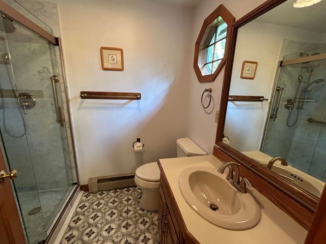 12 Juniper Ridge Road, Exeter, NH 03833