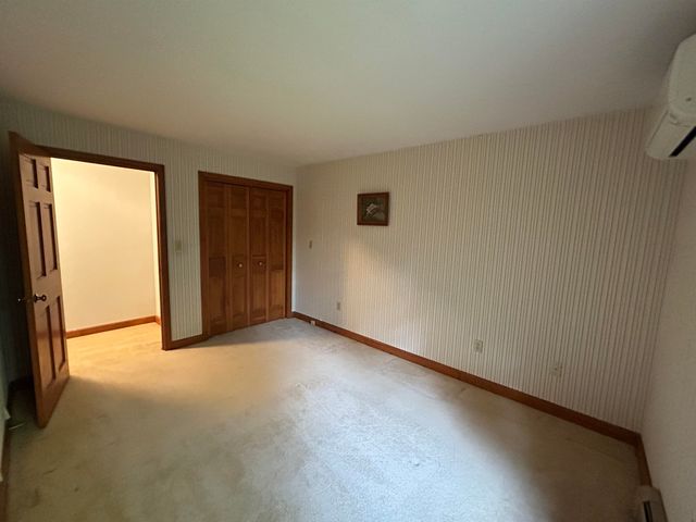 12 Juniper Ridge Road, Exeter, NH 03833