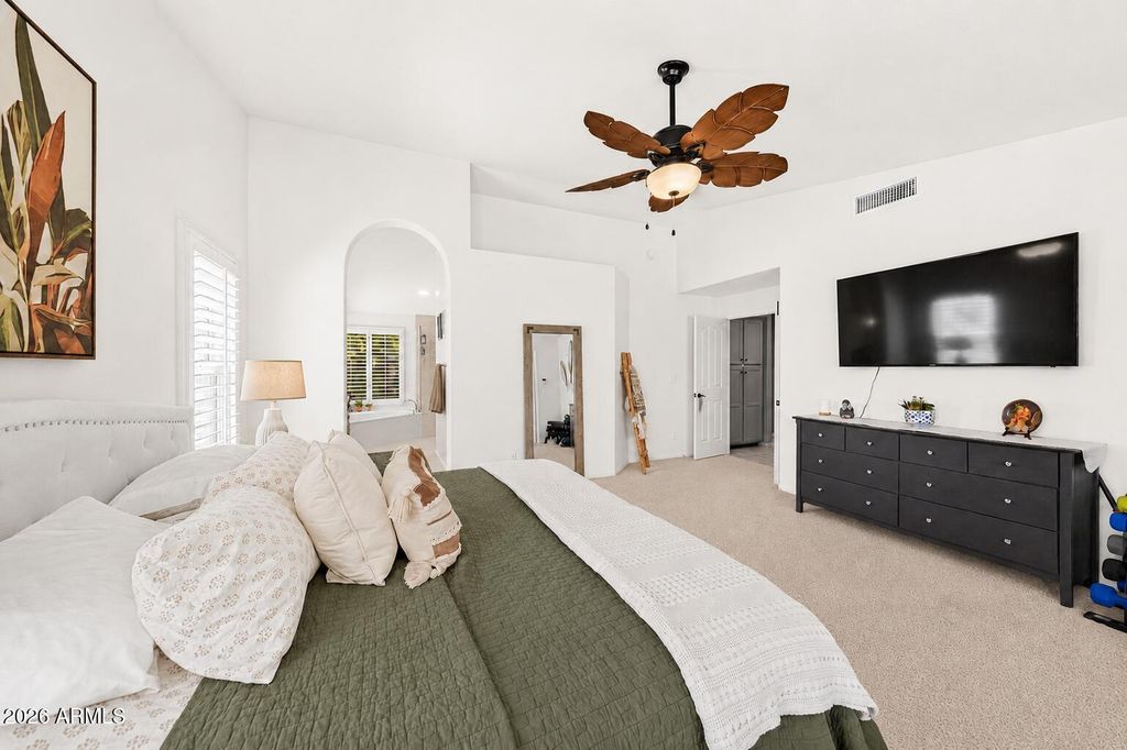 Image 12 of property listing at 10791 S XAVIER Court, Goodyear, AZ 85338