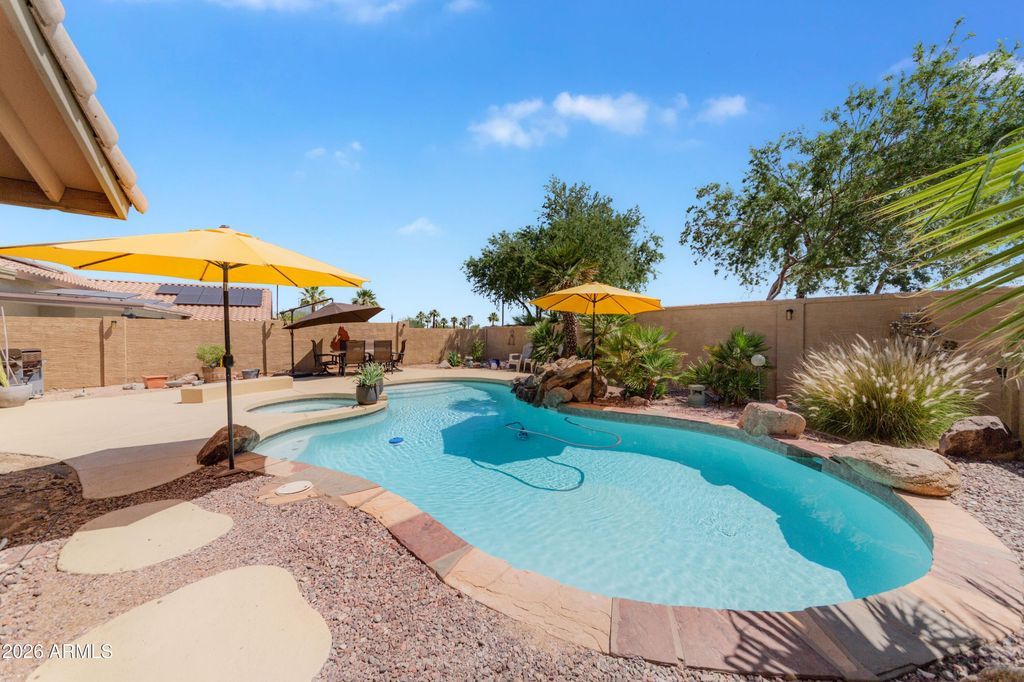 Image 20 of property listing at 10791 S XAVIER Court, Goodyear, AZ 85338