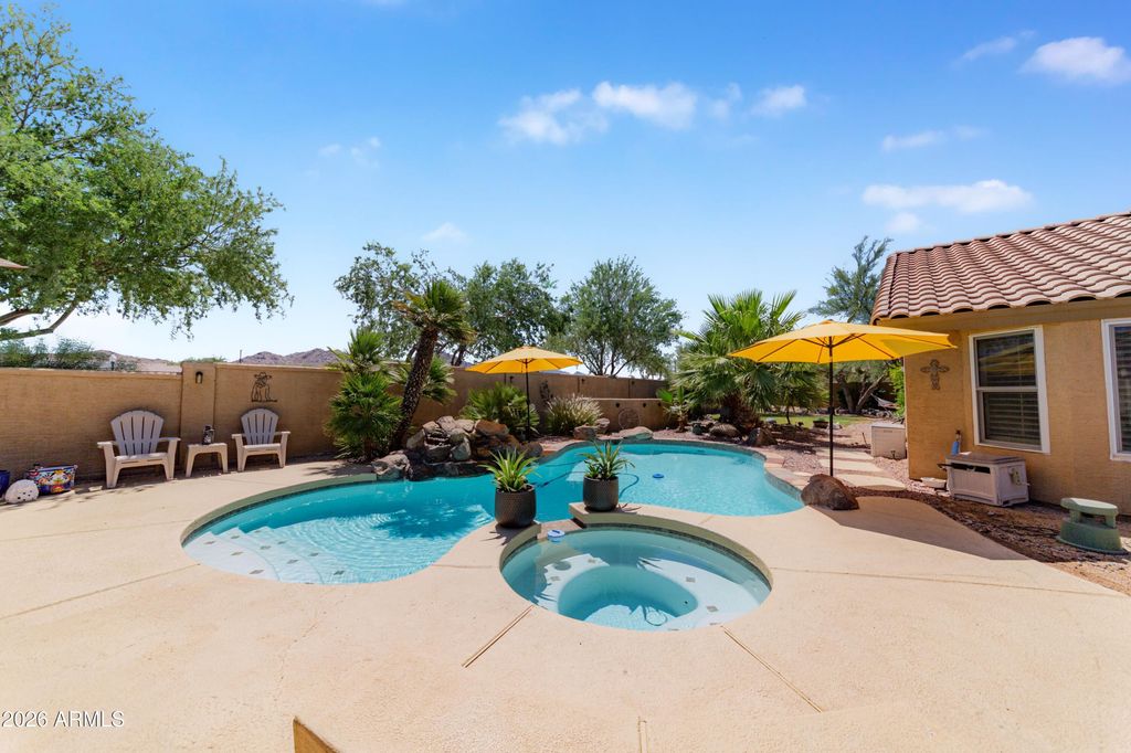 Image 21 of property listing at 10791 S XAVIER Court, Goodyear, AZ 85338