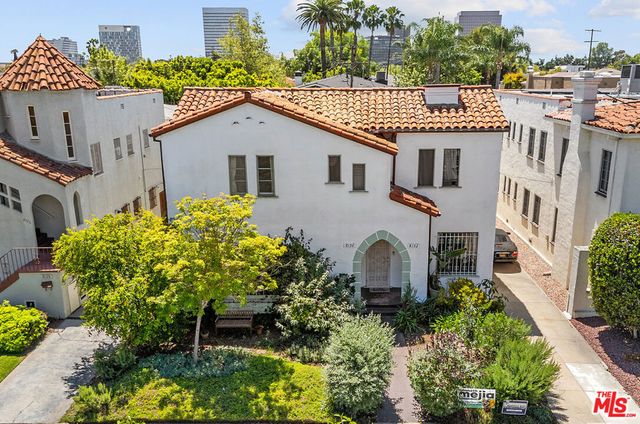 8130 Blackburn Avenue, Los Angeles, CA 90048