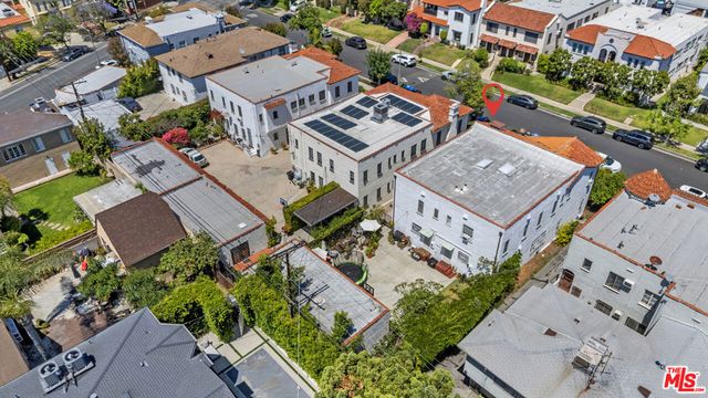 8130 Blackburn Avenue, Los Angeles, CA 90048