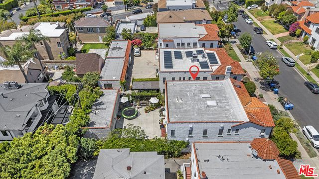 8130 Blackburn Avenue, Los Angeles, CA 90048