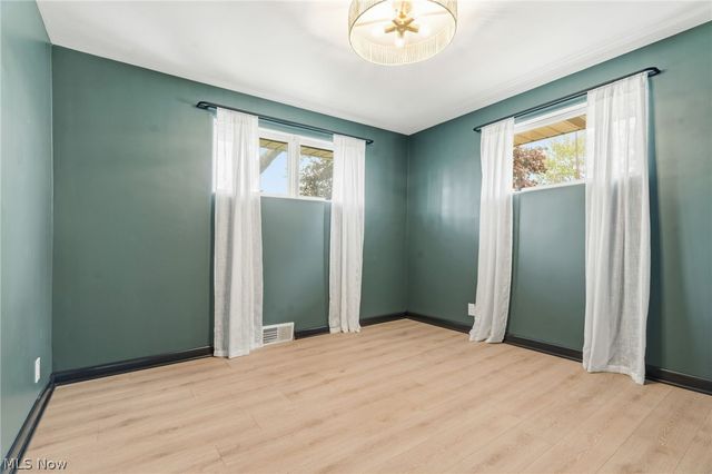 2621 16th Street NW, Canton, OH 44708