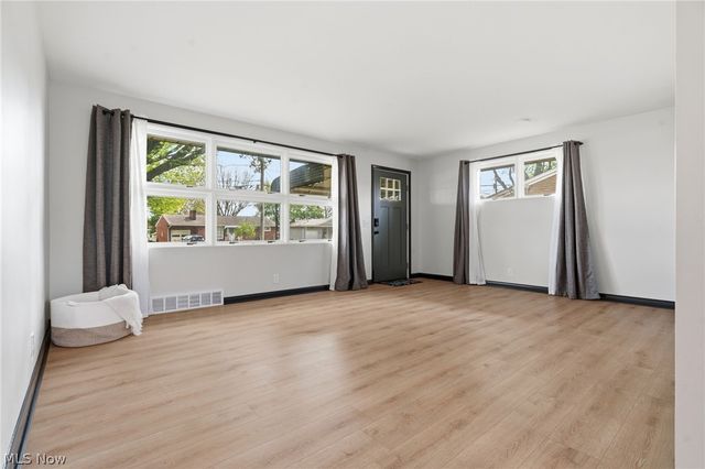 2621 16th Street NW, Canton, OH 44708